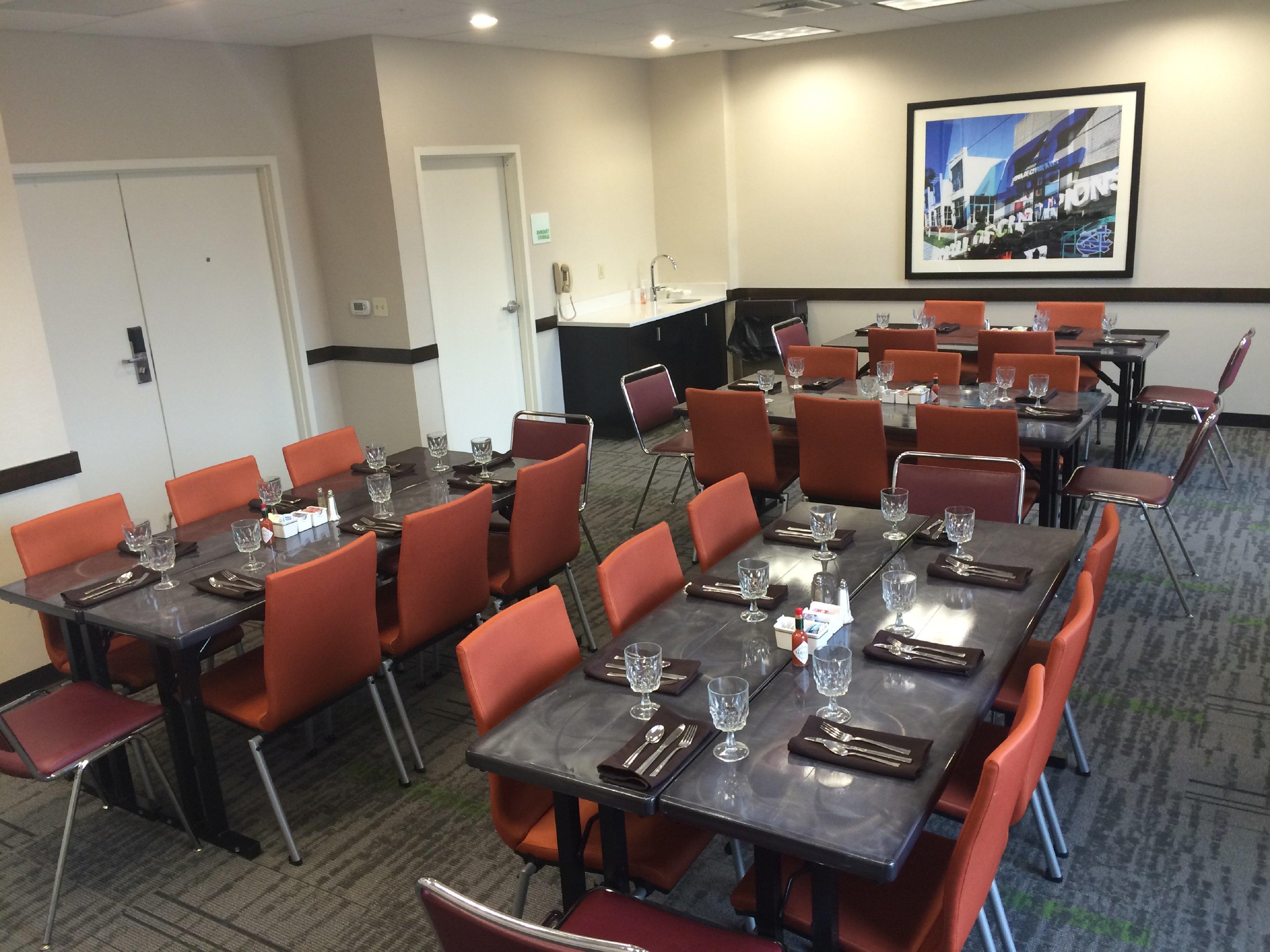 Holiday Inn Greensboro Coliseum By Ihg Dış mekan fotoğraf