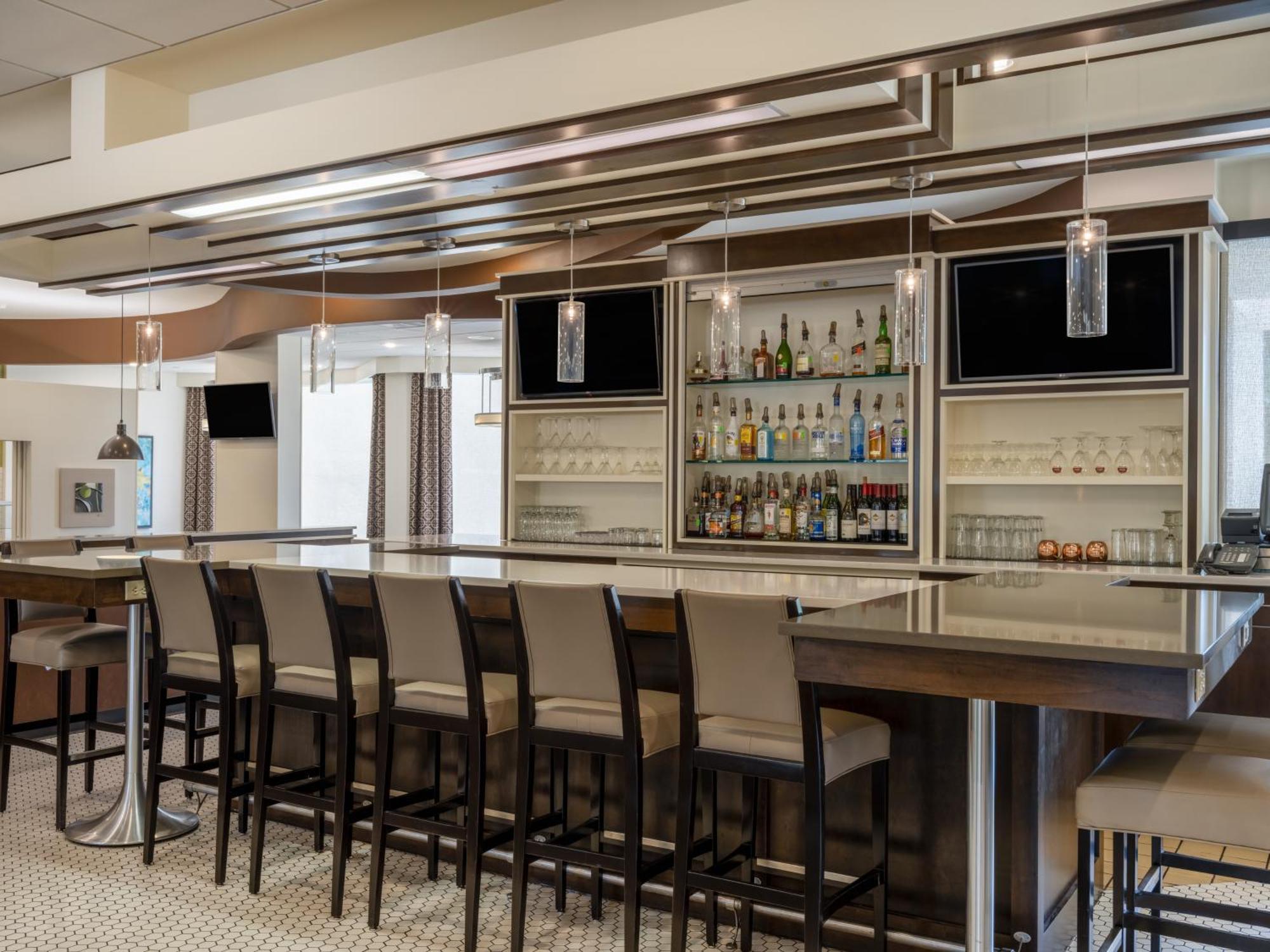 Holiday Inn Greensboro Coliseum By Ihg Dış mekan fotoğraf