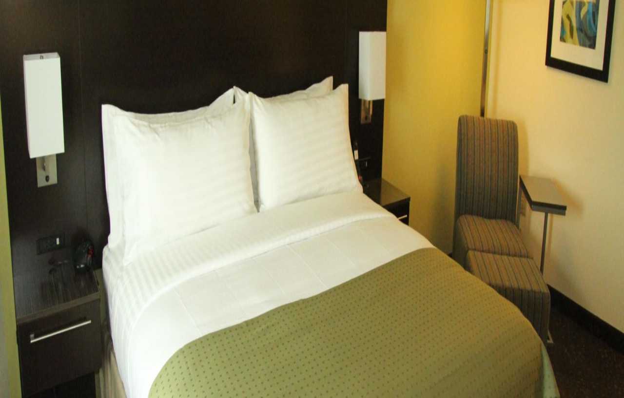 Holiday Inn Greensboro Coliseum By Ihg Dış mekan fotoğraf
